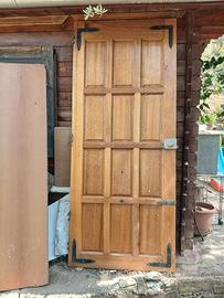 Porta in legno da esterno