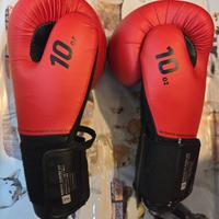 Guantoni kick boxing taglia 10 adulto come nuovo