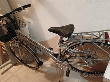 Bicicletta colore Argento Marca Slalom come Nuova