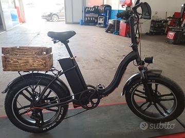 bici elettrica fat bike 