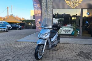 Piaggio Beverly 400 / 24KW / 33CV