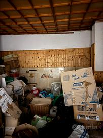 2 Garag di 16/ 20 mq