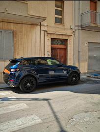 Range rover evoque