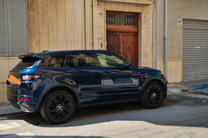 Range rover evoque