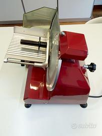 Affettatrice domestica rossa lama 22cm come nuova