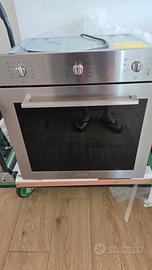 Forno Smeg  Modello SF6400TVX
SF6400TVX