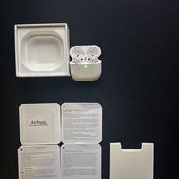 AirPods 4 con Cancellazione Attiva del Rumore ANC