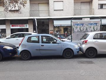 Fiat Punto 1.2  leggi annuncio