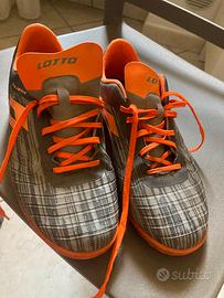 Scarpe per calcetto della Lotto n 39