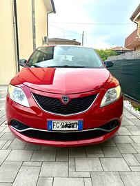 Lancia ypsilon 1.2 ecochic gpl consumi irrisori