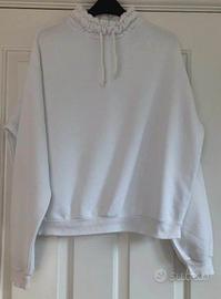 Felpa bianca Topshop con collo alto.