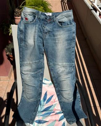 Pantaloni jeans da moto