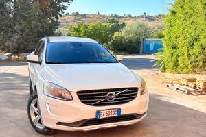 VOLVO   XC 60 GEARTRONIC