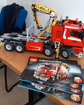 Lego 8258