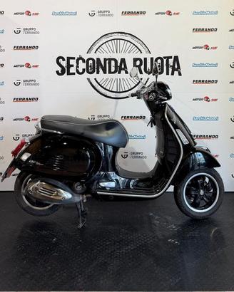 Vespa 300 GTS hpe Super