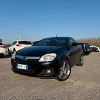 Opel Tigra TwinTop 1.4 16V Sport