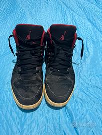 Scarpe Jordan rosse