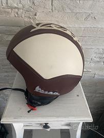 casco vespa ,rivestimento in pelle
