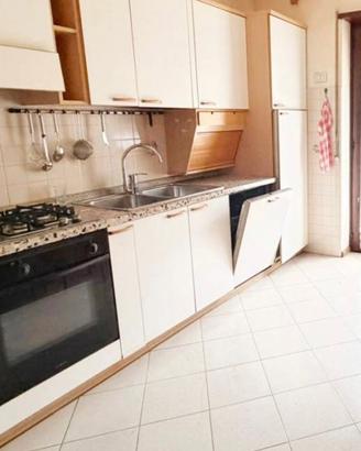 Cucina, tenuta perfettamente
