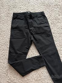 Pantaloni skinny jogger
