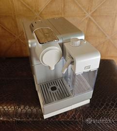 Macchina caffè NESPRESSO - LATTISSIMA TOUCH EN560