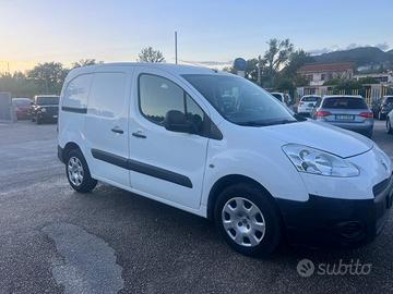 Peugeot Partner 1.6 HDi 90CV furgone 3 posti anni 