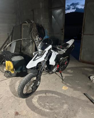 Yamaha WR125