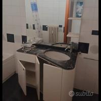 lavabo mobile bagno specchio sanitario