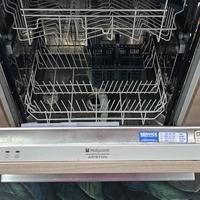 Lavastoviglie Hotpoint Ariston LFT114