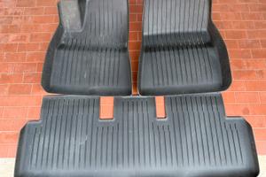 Set completo tappetini  4 stagioni Tesla Model 3