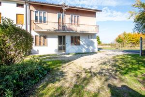 CASA DI CORTE A COSTABISSARA