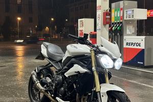 Triumph street triple 675 ABS