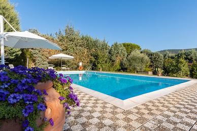 Villa con piscina uso esclusivo a Cortona