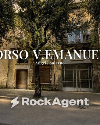 Immobile di 160 m² con 3 locali a Angri