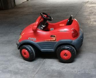 Automobilina elettrica per bimbi. 