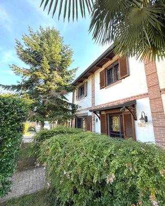 VILLA SINGOLA A SAN GIOVANNI IN PERSICETO