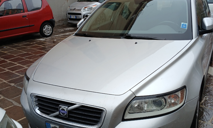 Volvo v50 1.6d polar