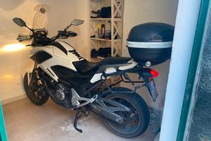 moto Honda 700x