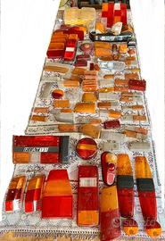 Fanali d'epoca rossi e arancioni - luce a candela