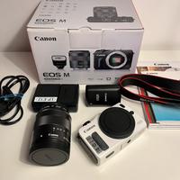 Canon Eos M + EF-M 18-55 STM + Flash (Mirrorless)