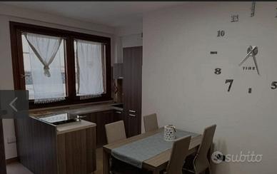 Splendido bivano p.terra con giardino e posto auto