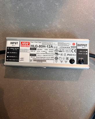 ALIMENTATORI TEASFORMATORI 12V 5 A