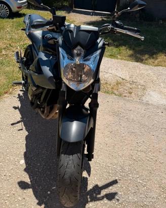 Yamaha XJ6