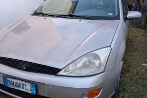 FORD Focus 1ª serie - 2001