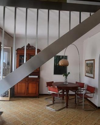 Scala di Design in Acciaio Inox e Legno 