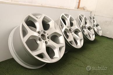 Cerchi in lega BMW X5 E70 F15 19