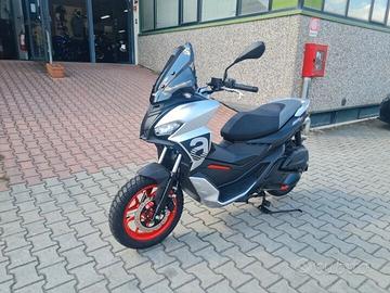 Aprilia SR GT 125 Sport