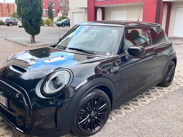 Mini Cooper S Total Black uniproprietario 2022