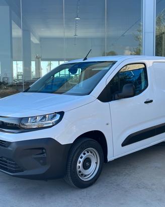 Opel Combo Cargo 1.5d 100CV PC - possibilità noleg