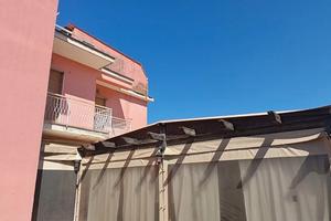 Casa bifamiliare a Somma Vesuviana (Rione Trieste)